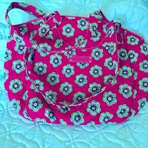 VB PINK SWIRLS FLOWERS NWOT GLENNA BAG